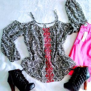 Cold Shoulder Floral Print Top Size M